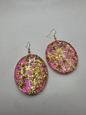 Pink Oval Gold-Fleck Dangle Earrings